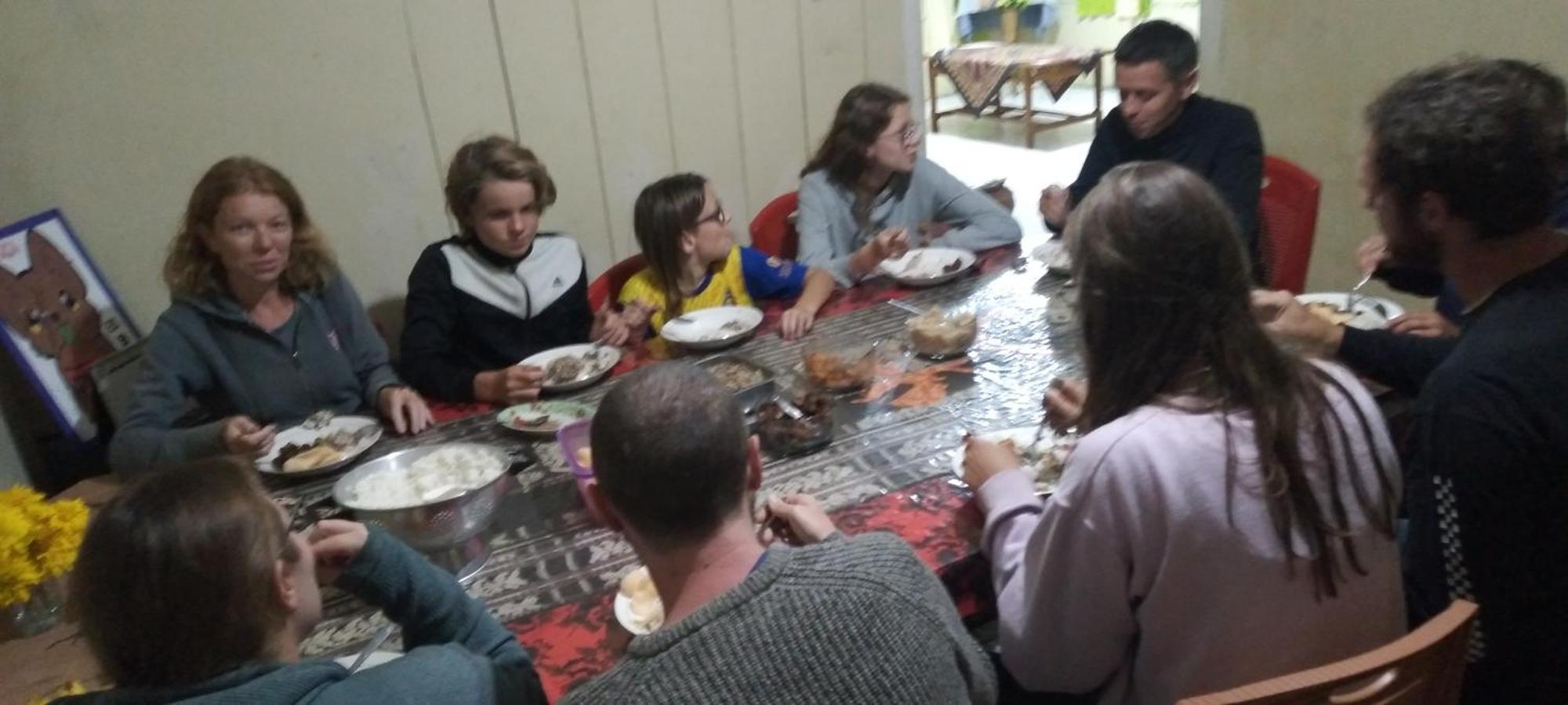 Karleta Homestay Ruteng Dış mekan fotoğraf
