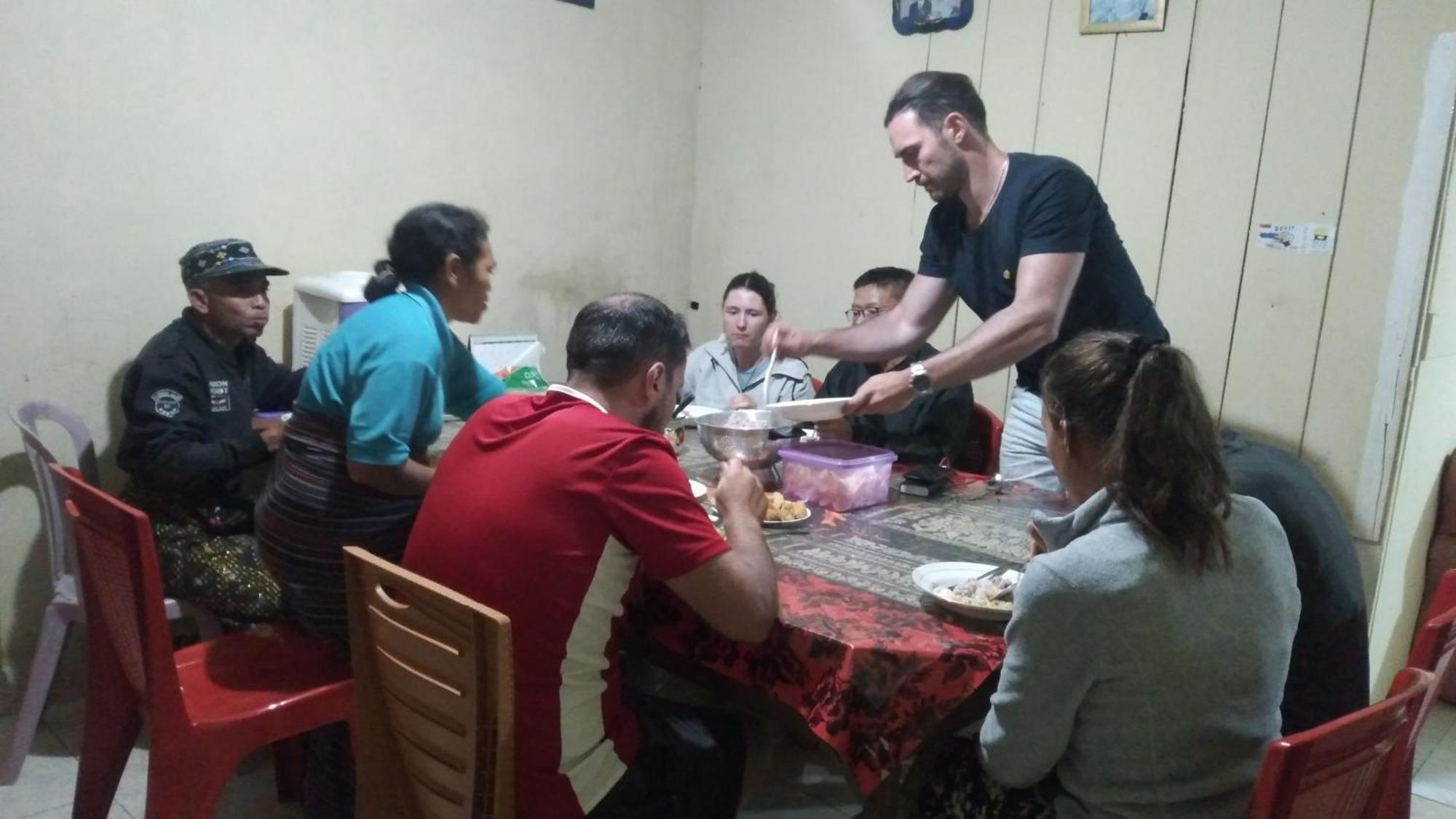 Karleta Homestay Ruteng Dış mekan fotoğraf